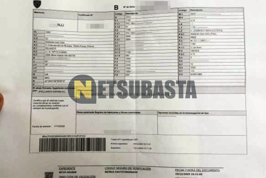 Peugeot 2008 Hybrid e-DCS6 2025