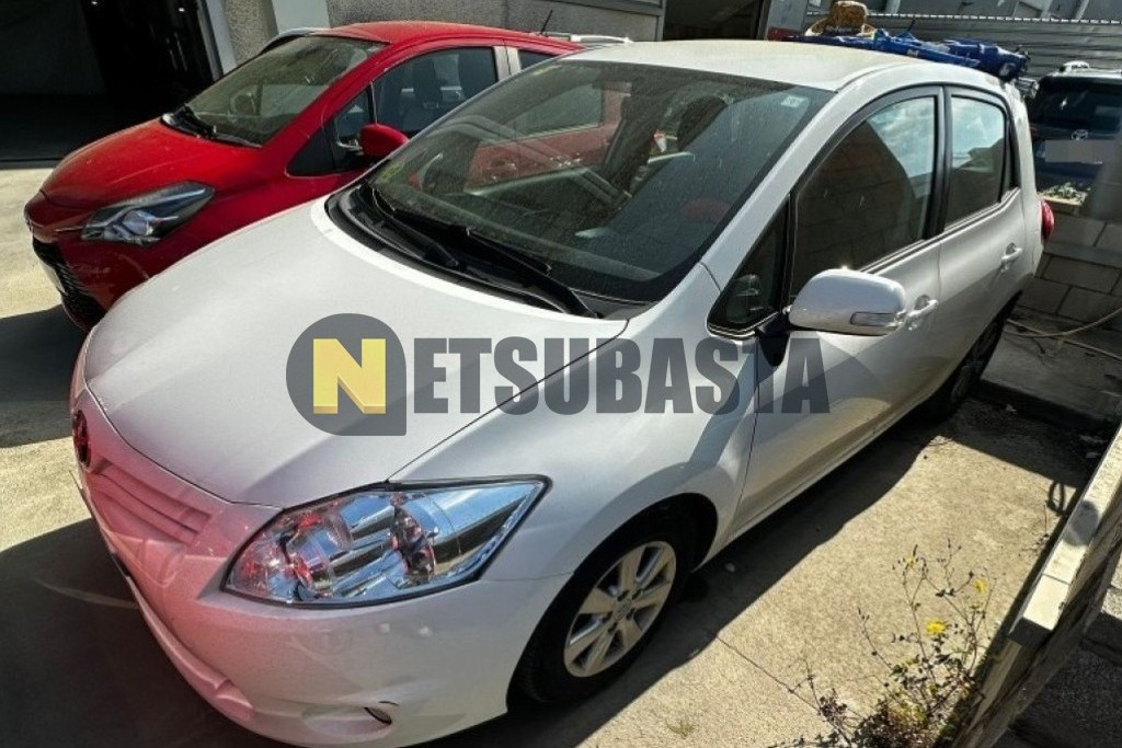 Toyota Auris 90D 2012