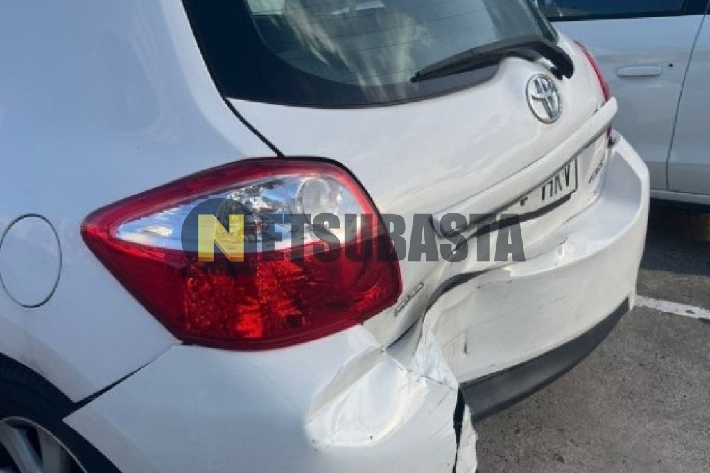 Toyota Auris 90D 2012