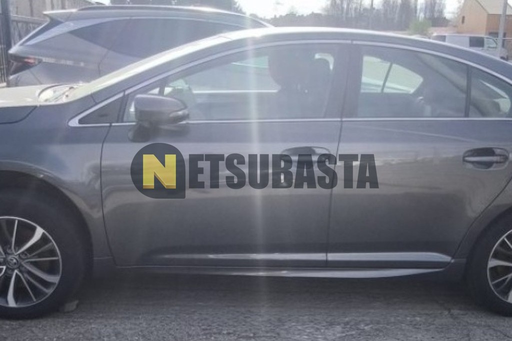 Toyota Avensis 150D 2015