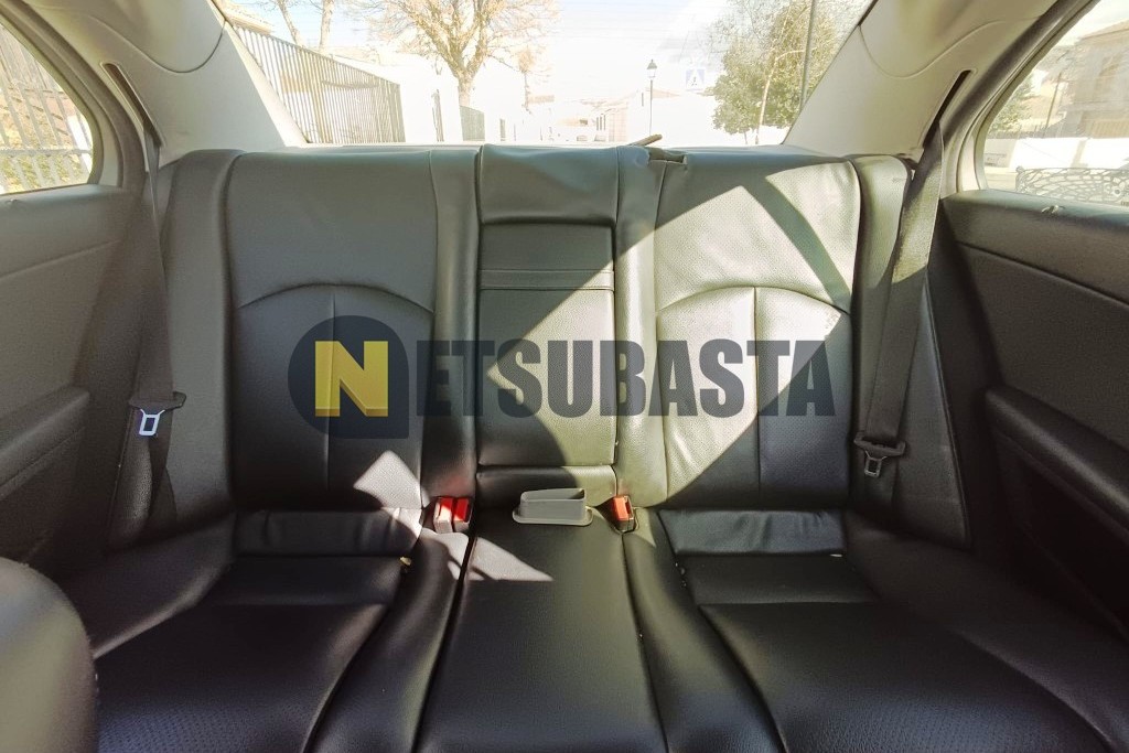 Mercedes-Benz E 270 CDI 2003