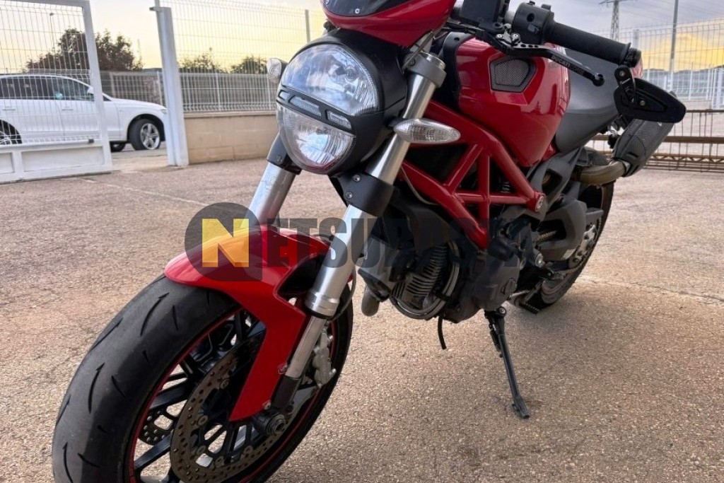 Ducati Monster 796 2010
