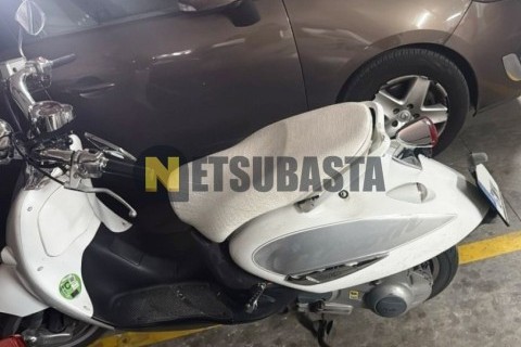 Yamaha XMAX 250 2014