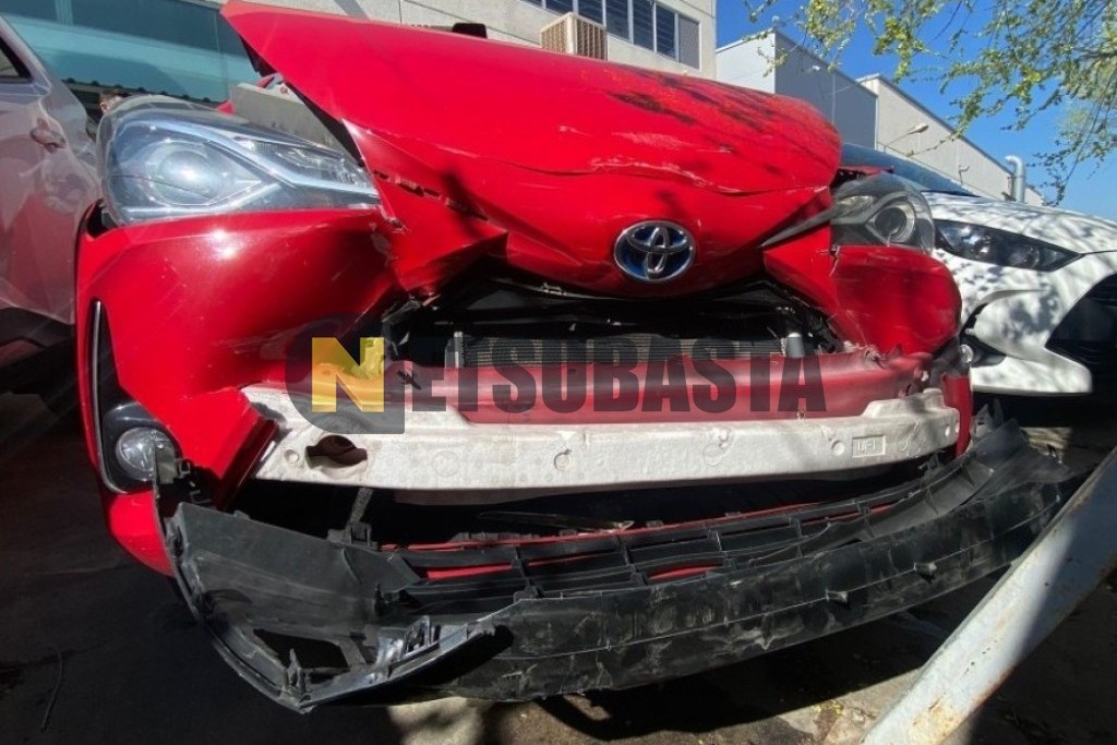 Toyota Yaris 100H 2018