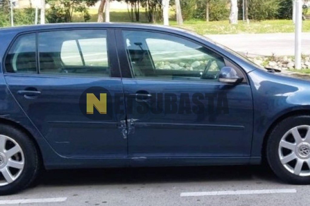 Volkswagen Golf 1.6 FSI 2004