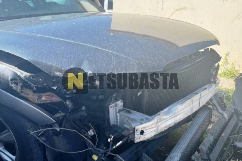 Audi A4 allroad quattro 2.0 TDI S tronic 2012