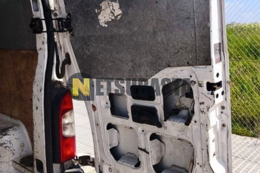 Nissan Interstar 2.5 dCi 2007