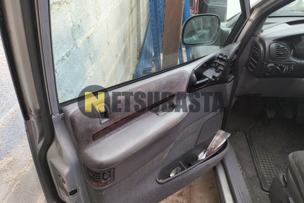 Chrysler Voyager 2.4 2001