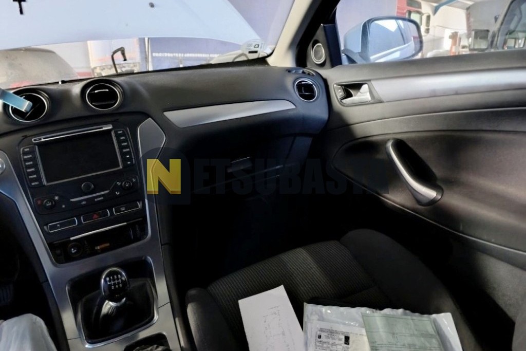 Ford Mondeo 1.6 EcoBoost 2011