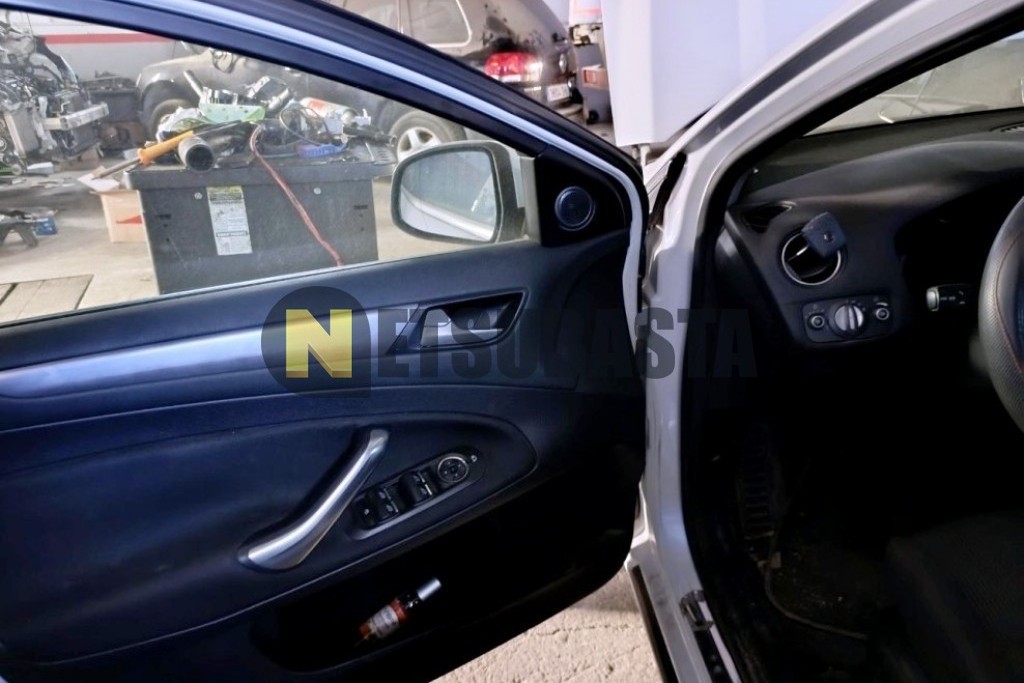 Ford Mondeo 1.6 EcoBoost 2011