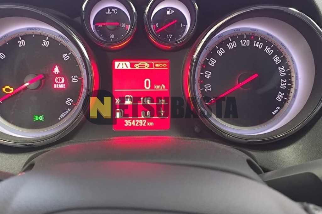 Opel Astra Sedán 1.7 CDTI 2012