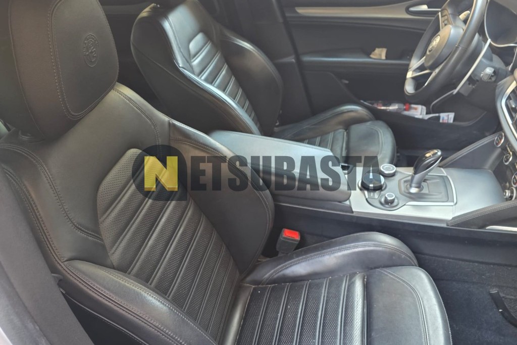 Alfa Romeo Stelvio 2.2 Diesel AT8 Q4 2019