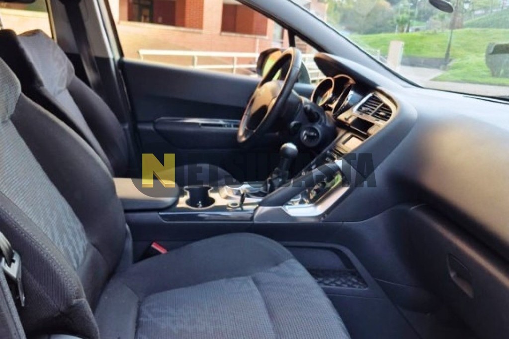 Peugeot 3008 1.6 VTi 2011