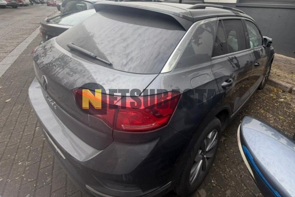 Volkswagen T-Roc 1.5 TSI DSG 7 vel. 2021