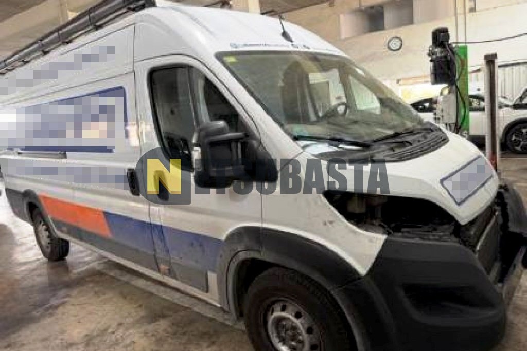 Citroën Jumper Furgon 2.2 BlueHDi 2022