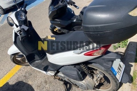 Yamaha YZF R 125 2016