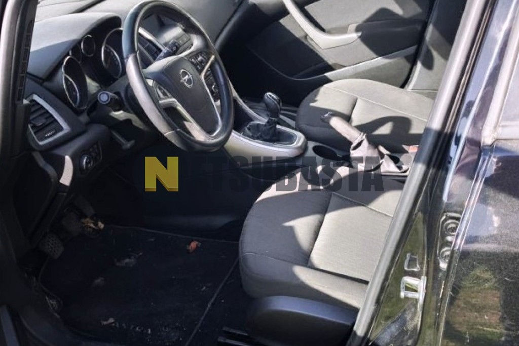 Opel Astra 1.7 CDTI 2011
