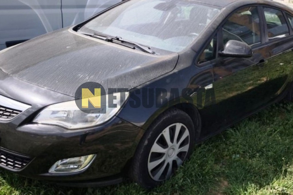 Opel Astra 1.7 CDTI 2011