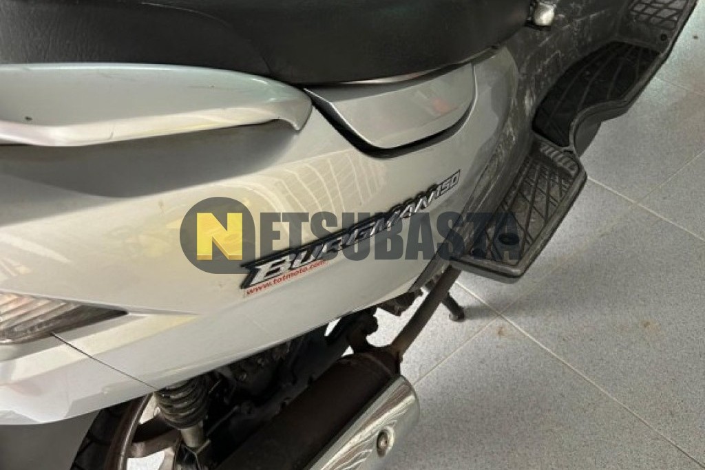 Suzuki BURGMAN 150 2004