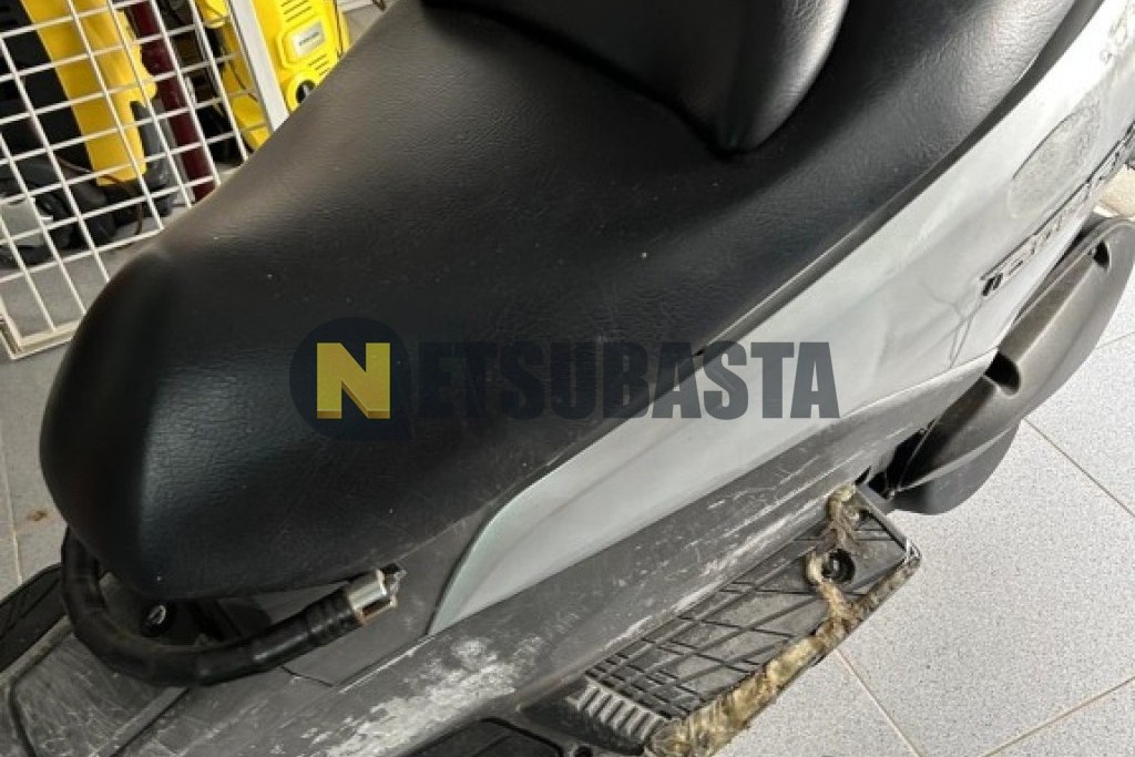 Suzuki BURGMAN 150 2004