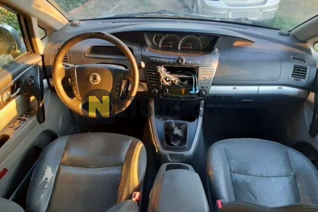 SsangYong Rodius 270Xdi 4x2 2005