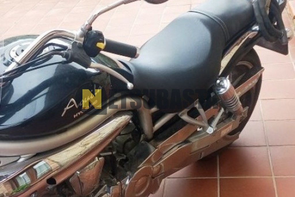 Hyosung GV 650 AQUILA 2006