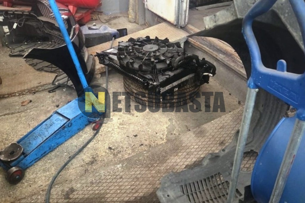 Jaguar XE 2.0 Diesel Auto 2016