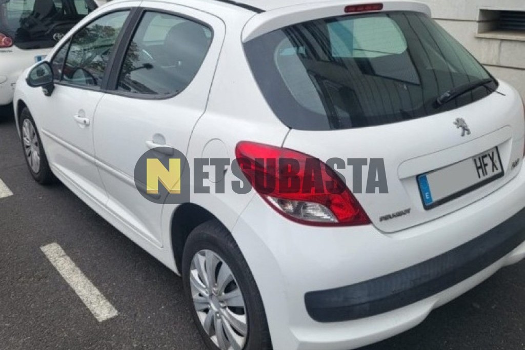 Peugeot 207 1.4 VTi 2011