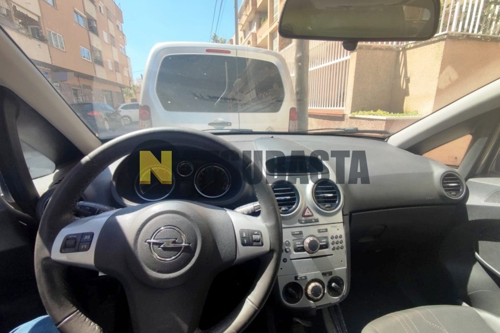 Opel Corsa 1.2 2012