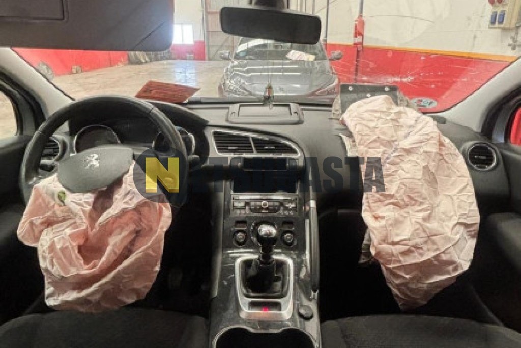 Peugeot 3008 1.6 BlueHDi 2016