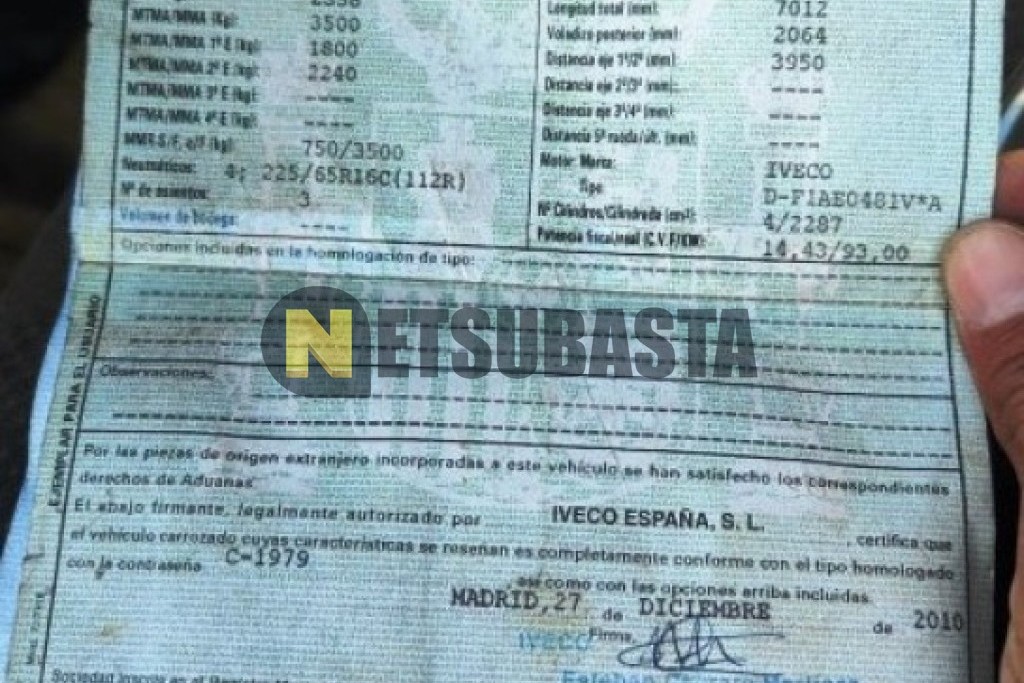 Iveco Daily 2.3 HPi 35S13 2011