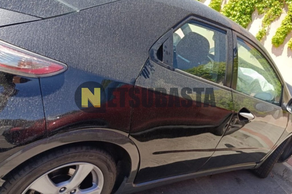 Honda Civic 1.4 i-VTEC 2011