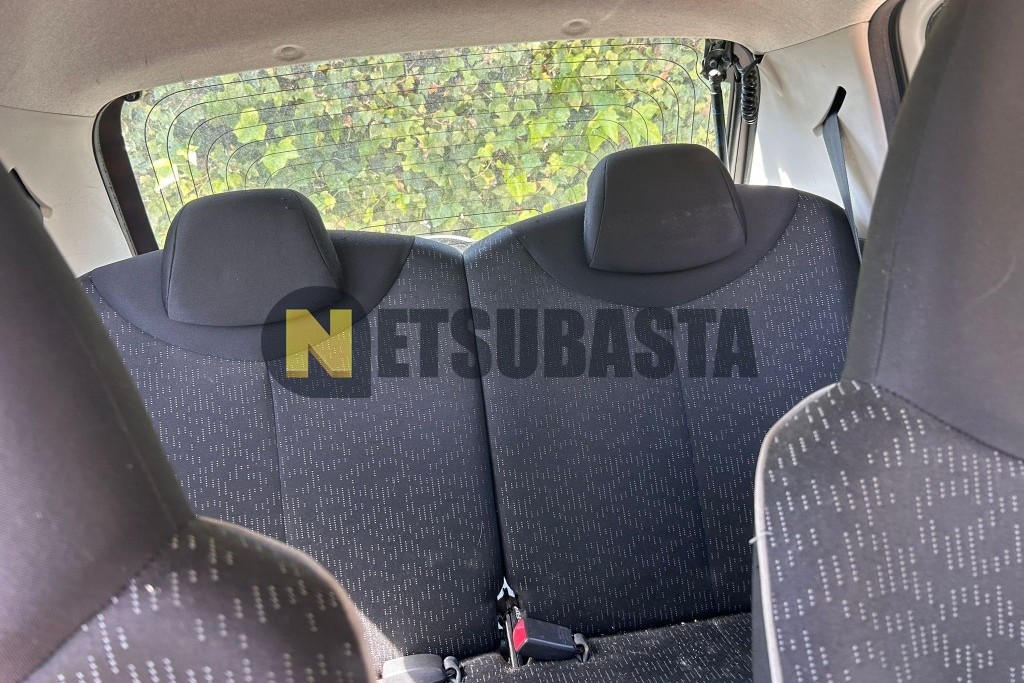 Peugeot 107 1.0 2-Tronic 2012