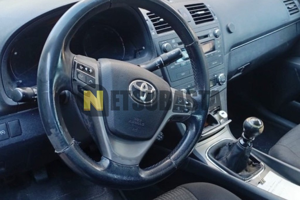 Toyota Avensis Sedán 2.0 D-4D 2009