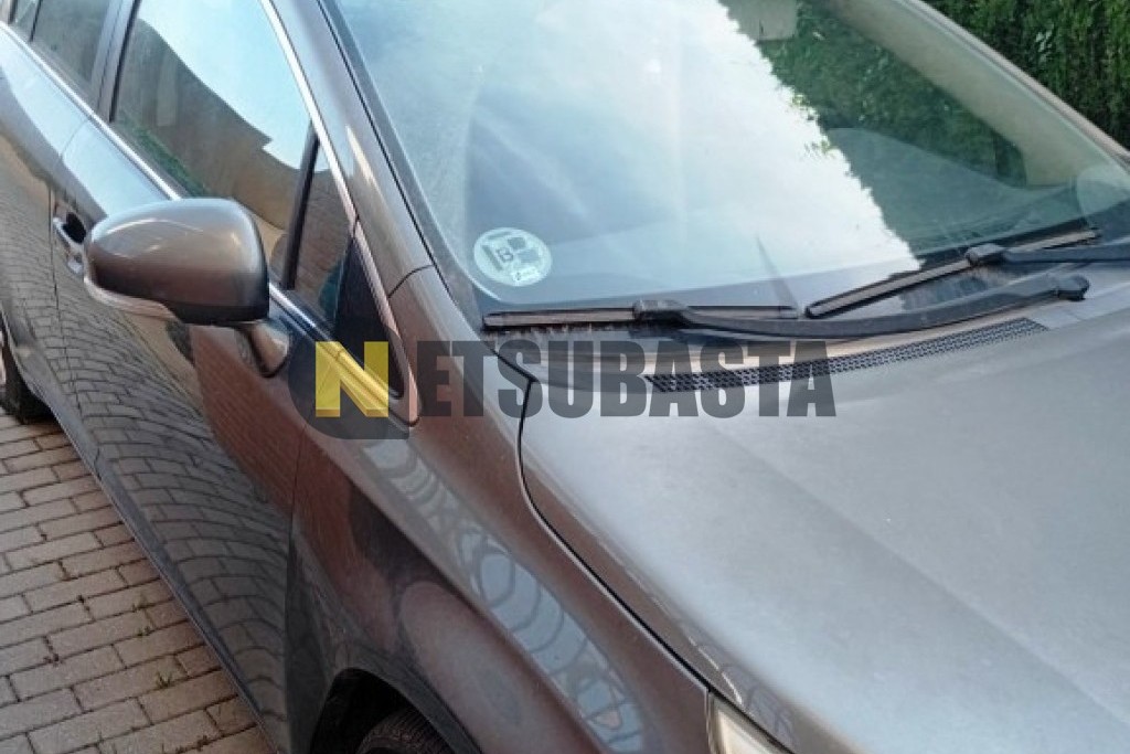 Toyota Avensis Sedán 2.0 D-4D 2009