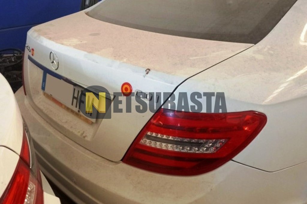 Mercedes-Benz C 250 CDI BlueEFFICIENCY Coupé Aut. 2011
