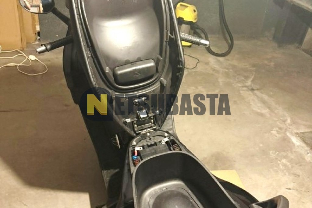 Piaggio X8 125 2006