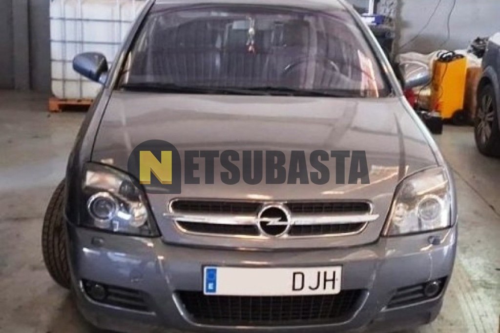 Opel Vectra 3.0 V6 CDTi Active Select 2005
