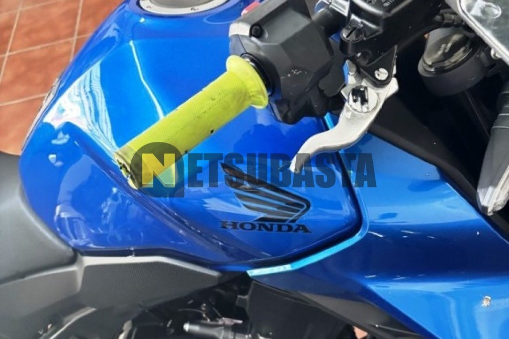 Honda CB 750 Hornet 2025