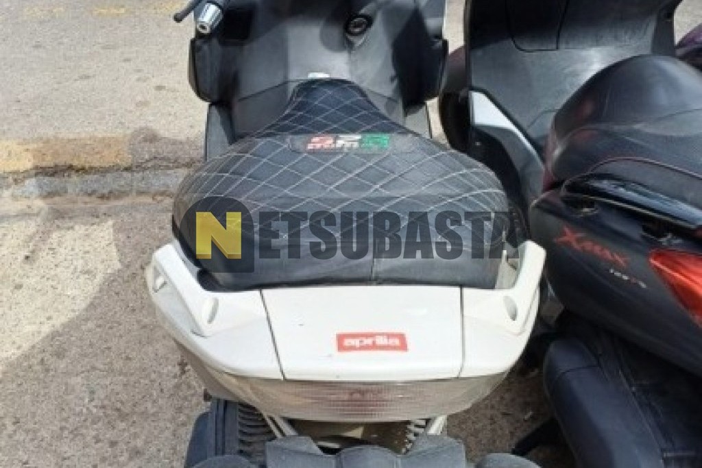 Aprilia SR Max 125 2011