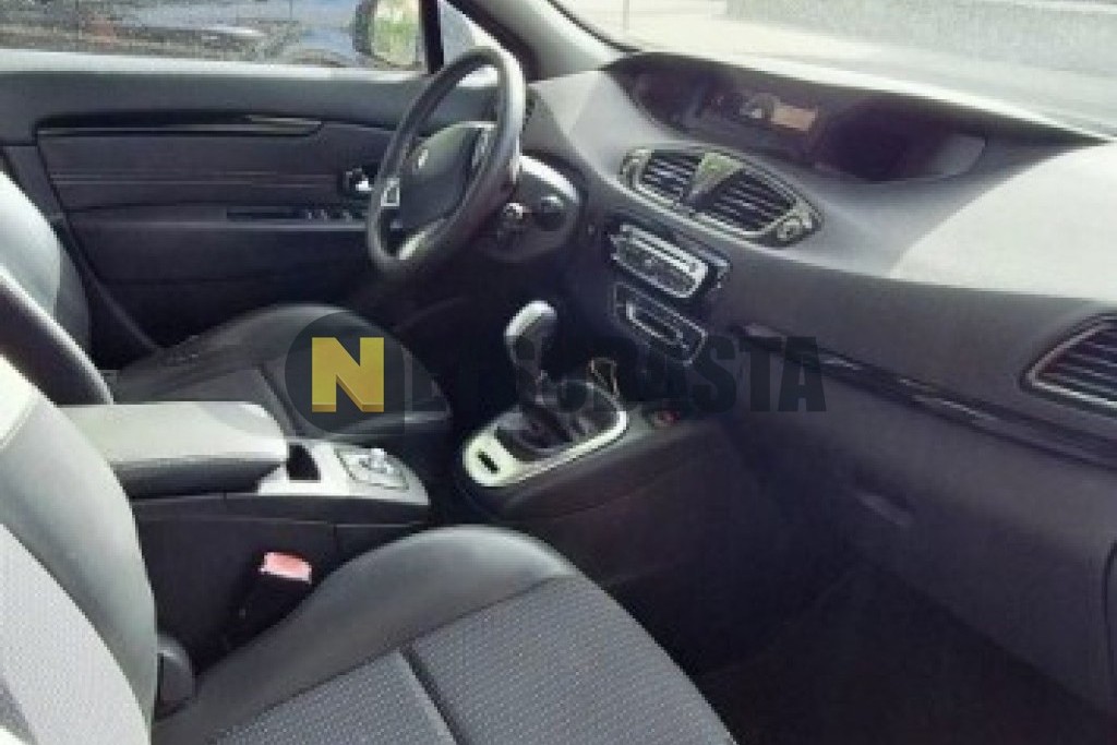Renault Scénic 2.0 CVT 2011