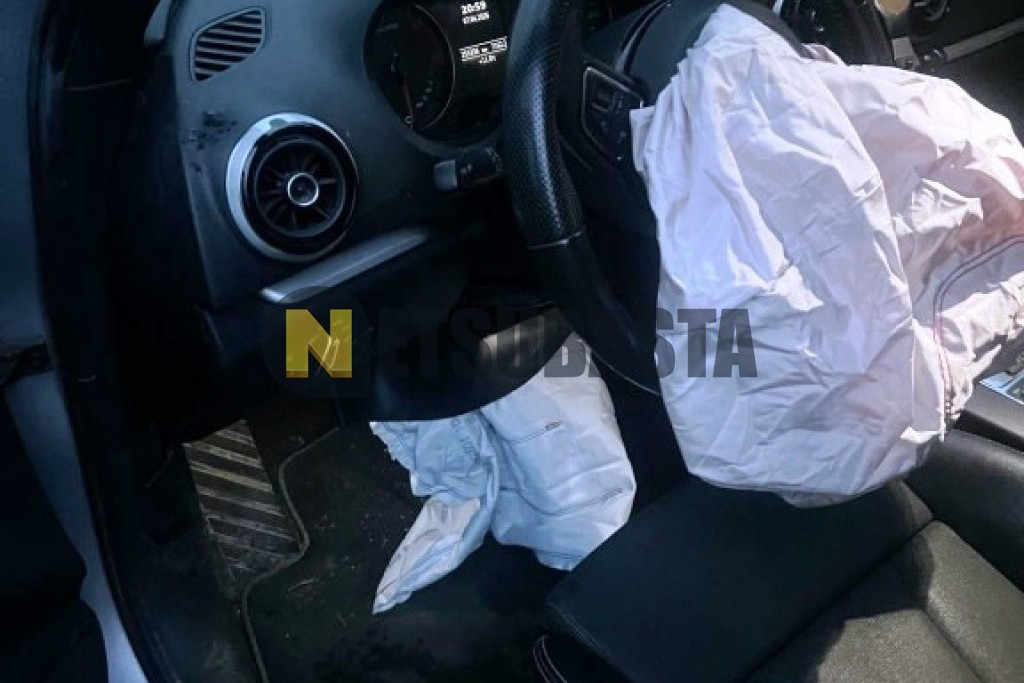 Audi A3 Sedan 2.0 TDI S tronic 7 vel. 2014