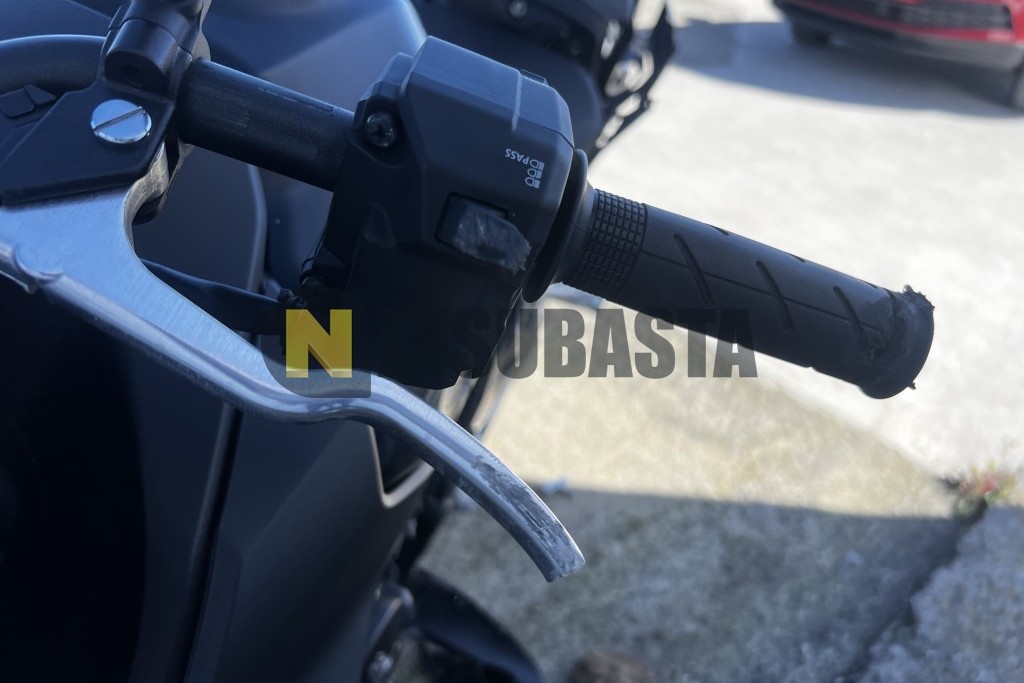 Honda CB 750 Hornet 2025