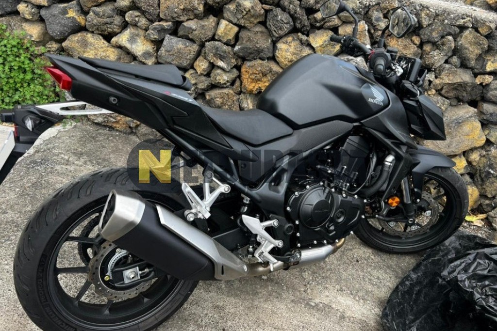 Honda CB 750 Hornet 2025