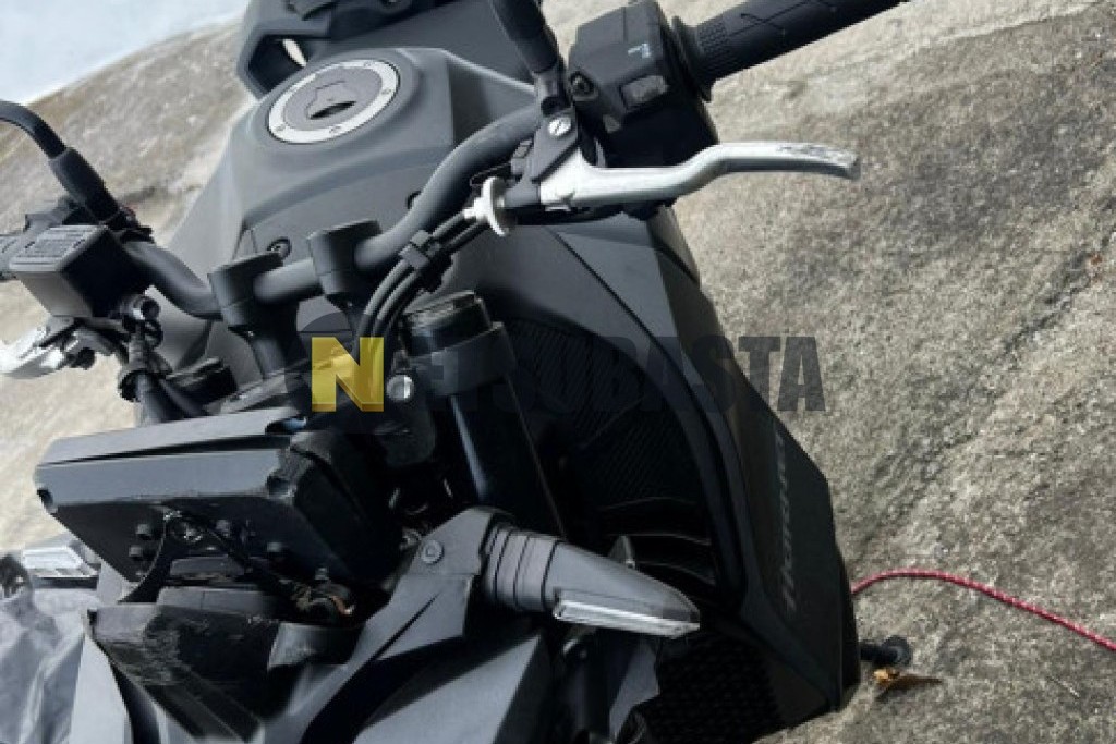 Honda CB 750 Hornet 2025