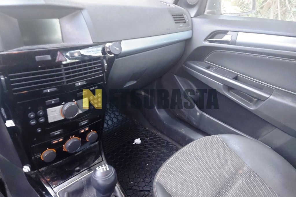 Opel Astra SW 1.7 CDTi 2010