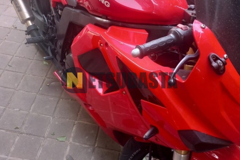 Hyosung GT 250R 2005