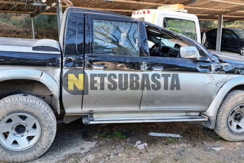 Mitsubishi L200 Doble Cabina 4x4 2004