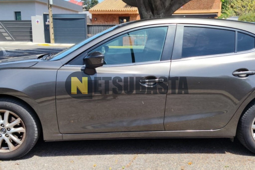Mazda 3 SKYACTIV-D 1.5 2016
