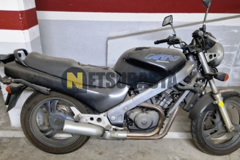 Honda NTV 650 REVERE 1993